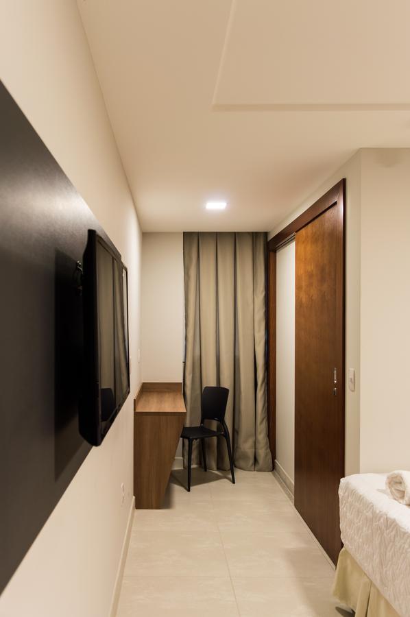 Bravo Hotel João Neiva Buitenkant foto