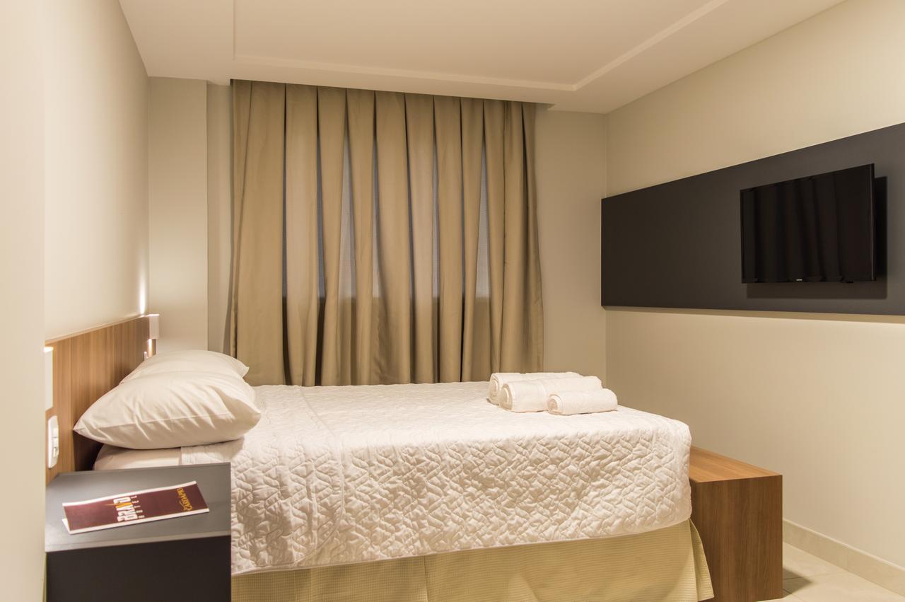 Bravo Hotel João Neiva Buitenkant foto